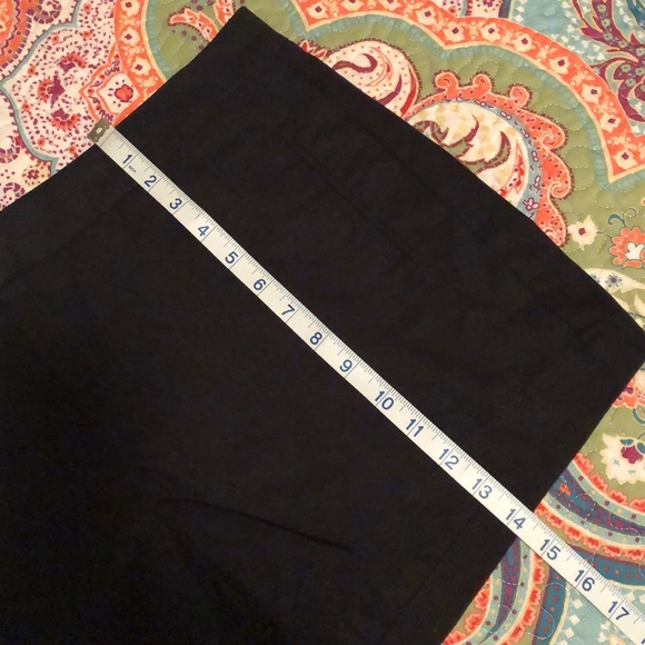 STYLUS black shorts. - Picture 5 of 5